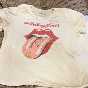 Torrid white and Pink Rolling Stones Graphic Tee